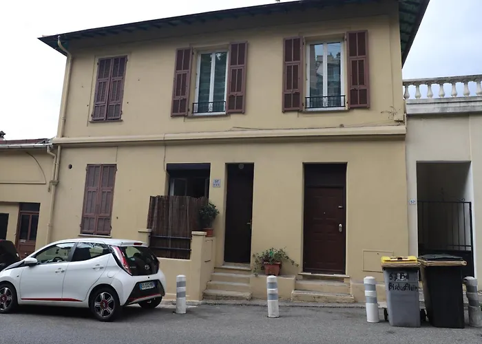 Cozy In Est דירה ניס